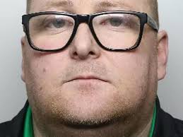 Paedophile ignores judge and hides vile past from new girlfriend with young  children