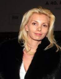 Úgy gondolom, az ember ne bánjon meg semmit az életében. Who Is Peter Tasnadi Dating Peter Tasnadi Girlfriend Wife