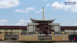 Baadale (ba'a atau baa) merupakan sebuah desa yang ada di kecamatan lobalain, kabupaten rote ndao, provinsi nusa tenggara timur, indonesia.desa dengan kodepos 85912 ini merupakan ibu kota kecamatan lobalain, sekaligus ibu kota pulau rote dan kabupaten rote ndao. Keunikan Wisata Alam Kabupaten Rote Ndao Youtube