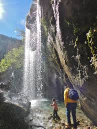 We decided to camp with our family on friday night, then to get up early on saturday to do the hanging lake hike. Hiking Along Hanging Lake Trail Hiking Near Glenwood Springs Co