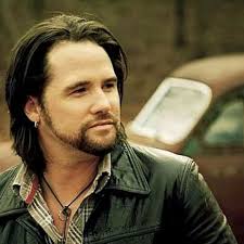 Listen to Jonny Houlihan ft. Briana Tyson