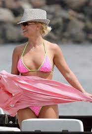 Spears opened the doors for many female pop artists and to this day continues to dominate the industry. Britney Spears Bikini Pictures Fashionmag Us