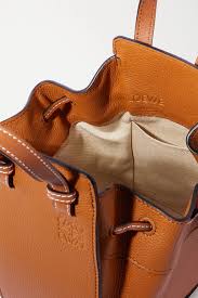 Travel hammock is one of the best ways to boost your backpacking trip experience around the world. Camel Hammock Mini Schultertasche Aus Leder Loewe Net A Porter