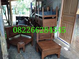 Proses pembuatan kursi sudut bambu, rangka kursi sudut bambu dengan metode pembuatan tidak dilubangi sama sekali Kursi Sudut Polos Dari Kayu Jati
