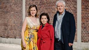 Maybe you would like to learn more about one of these? Tv Dreh Mit Hannelore Elsner Und Gunther Maria Halmer News Goldene Kamera