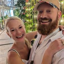 Jenna Grady and Daniel Mullis's Wedding Website