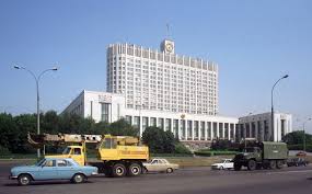 Von 1990 bis 1993 war es sitz des obersten sowjets der russischen föderativen sowjetrepublik, danach der russischen föderation. Weisses Haus Moskau Wikiwand