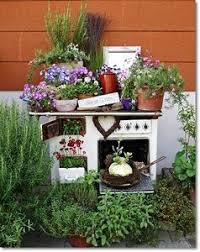 Mein Alter Ofen Im Mai Kleid Alter Im Maikleid Mein Ofen Offen Garten Alter Ofen Garten Deko