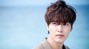 By proceeding, you agree to our privacy policy and terms of use. Top 15 Most Handsome Korean Actors 2021 Trendrr