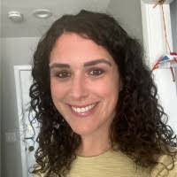 Mallary Toth's Instagram, Twitter & Facebook