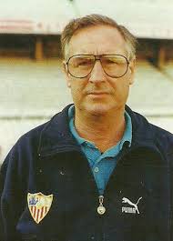 Vicente cantatore — pour les articles homonymes, voir cantatore. Nostalgia Futbolera On Twitter El Tecnico Chileno Vicente Cantatore Sevilla Fc 1991