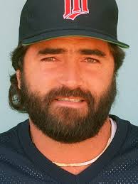 Reds and facial hair