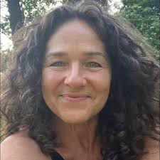 Where can I pay a Tigo monthly bill with cash in Colombia?