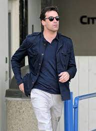 Pin By Ashley Vairo On Jon Hamm Jon Hamm John Hamm Handsome Men