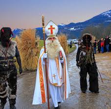 Der taucht schon seit dem 6. Bayerischer Brauch Die Teuflischen Begleiter Des Nikolaus Ziehen Los Welt