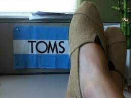 How To Clean Those Adorable Toms Clean Toms Shoes Cheap Toms Shoes Toms Shoes