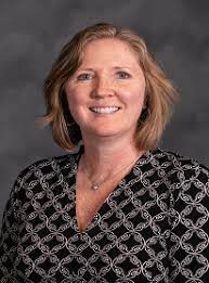 Caroline Muraro's Instagram, Twitter & Facebook