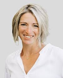 Jessica Hamel's Instagram, Twitter & Facebook