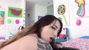 Mike Adriano Premature - Intense Early Cumshots - Uncut!