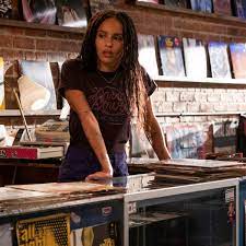 A fan of music, pop culture and top zoë kravitz's mother, lisa bonet, was in the movie version of high fidelity with john cusack, playing one of cusack's love interests. High Fidelity Review Remake That S Too Cool For Its Own Good Television The Guardian