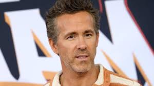 Ryan Reynolds celebrating Canada's tying World Cup goal was absolute gold