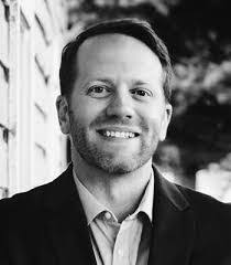 Cara Smithson's Instagram, Twitter & Facebook