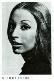 Színházi képek, színészek, előadóművészek, színházak, filmek, előadások,  címlapok...: Kishonti ildikó