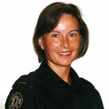 Dennis Benson (@DennisB24796003)