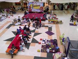 Pasar karat ini terletak di kawasan letak kereta stadium melawati di seksyen 13, shah alam. Pasar Karat Di Shah Alam Mycerita Here