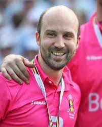 Les portraits du monde du hockey belge par okey.be