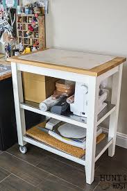 If you have ever daydreamed of having a creative space that is not only beautiful, but complete with your crafting supplies. Murphy Bed Craft Room Decor Ideas 10 Salvaged Living