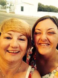 Danielle Griffiths (@daniellegriff)