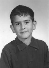He is simply the greatest actor of all time. Bruce Campbell On Twitter Bruce Campbell Celebrity Yearbook Photos Young Celebrities