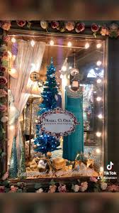 Here it is!! This year's Mabel Holiday Window reveal!! 🎄☃️🎁🎄 Come down  to Washington Street this weekend and see for yourself… and do some fun  “Shop Small” Holiday shopping with us….as well