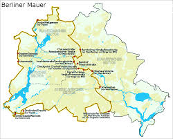 An mehr als 40 stationen. Berliner Mauerweg