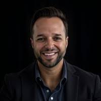 Ginger Cope's Instagram, Twitter & Facebook