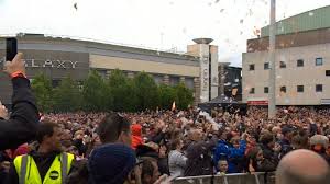 Kevin foley (drummer) (born 1988), drummer kevin foley (footballer, born 1984), republic of ireland association footballer kevin foley (gaelic footballer) (born 1960), irish gaelic footballer playing for county meath Luton Town Thousands Cheer Team S Open Top Bus Parade Bbc News