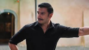 Ranveer Singh Celebrity Style In Tere Bin Simmba 2018 From Tere Bin Charmboard On the occasion of raksha bandhan, bollywood's powerhouse ranveer singh paid tribute to women by sharing a gif from his upcoming movie simmba. casualshirts