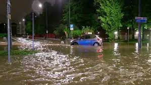 Jun 07, 2021 · milano, 7 giu. Maltempo A Milano Esondato Il Seveso La Stampa