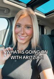 Aritzia Flora Seamless Lace