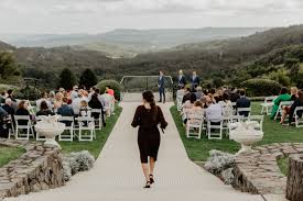 SUNSHINE COAST CELEBRANT {Your Story Celebrant} -