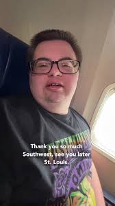 We had so much fun at SummerSlam, shout out to #southwestairlines for  getting us there safely🤍 #derekgoestowwe #derekbeingderek #wwe #southwest