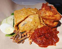 Best place for breakfast but come early due to limited parking. Nasi Lemak Telur Bungkus Ayam Warong Cikgu Hashim Facebook