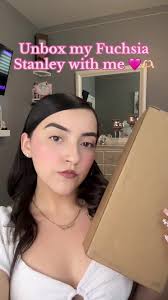 Stanley Tumbler Fuchsia