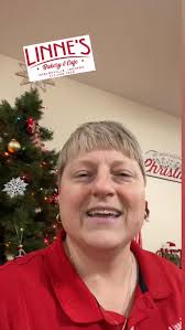 We're here with holiday cheer! PC: Jack Boyce #linnesbakery