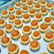 Pineapple tarts or kuih tart in malay, are the personification of the festive cookie in singapore and malaysia; Tertunailah Hasrat Di Hati Resepi Tart Nenas Nenas Sedap Tart Nenas Nyonya Sedap
