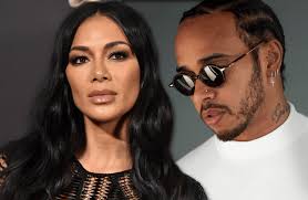 Lewis hamilton und mercedes erlebten einen ganz schlechten tag. Lewis Hamilton Freundin Nicole Scherzinger