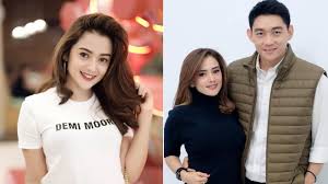 Sebelumnya ifan mengumumkan pernikahannya dengan citra monica akan digelar setelah perayaan idul fitri 2021. Fakta Dan Profil Citra Monica Pacar Baru Ifan Seventeen Yang Pernah Digerebek Bersama