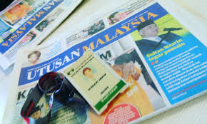Pemandu maut dihempap jengkaut dipandu pada hari pertama kerja. Mengimbau Kenangan Lalu Bersama Keluarga Utusan Melayu Edisi 9