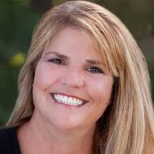 Salvador Mora, Loan Officer